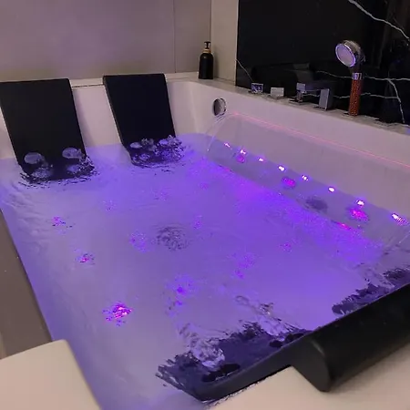 Z Jacuzzi Апартаменты